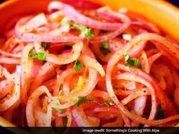 इन लोगों को जरूर खाना चाहिए प्याज के साथ ये सफेद चीज इन लोगों को जरूर खाना चाहिए प्याज के साथ ये सफेद चीज