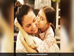Here's What Happens To Mahesh Bhupathi When Wife Lara Dutta And Daughter Saira "Get A Fit Of Giggles" Here's What Happens To Mahesh Bhupathi When Wife Lara Dutta And Daughter Saira "Get A Fit Of Giggles"