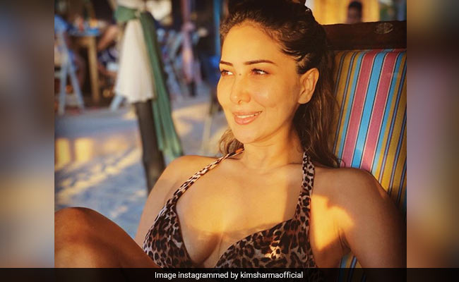 Dear Beach, Kim Sharma "Thinks About You A Lot"