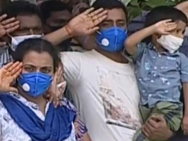Wife, 4-Year-Old Son Say Goodbye To Colonel, Salute Him With Thousands