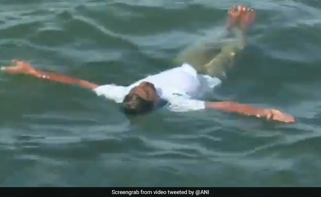 International Yoga Day 2020: People Perform Aqua Yoga In Tamil Nadu's Palk Strait