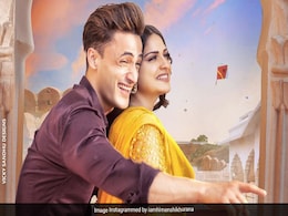 Khyaal Rakhya Kar: आसिम और हिमांशी के गाने ने रिलीज होते ही मचाया धमाल, 35 लाख से भी ज्यादा बार देखा गया Video Khyaal Rakhya Kar: आसिम और हिमांशी के गाने ने रिलीज होते ही मचाया धमाल, 35 लाख से भी ज्यादा बार देखा गया Video