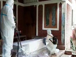 चेन्नई से मणिपुर लौटी लड़की कोरोना संदिग्ध, पिता के शव को देखने के लिए दिए गए 3 मिनट चेन्नई से मणिपुर लौटी लड़की कोरोना संदिग्ध, पिता के शव को देखने के लिए दिए गए 3 मिनट