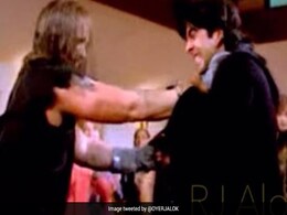 The Undertaker का रिटायरमेंट, 'डेडमैन' के नाम से हुए मशहूर, फिल्म में अक्षय कुमार के साथ की फाइट..देखें Video The Undertaker का रिटायरमेंट, 'डेडमैन' के नाम से हुए मशहूर, फिल्म में अक्षय कुमार के साथ की फाइट..देखें Video