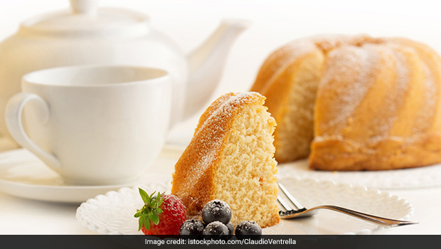 Easy Recipes: How To Make Eggless Vanilla Cake At Home