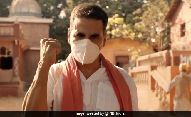 Akshay Kumar Explains How To "Move On With Life" In COVID-19 Ad Shot During Lockdown