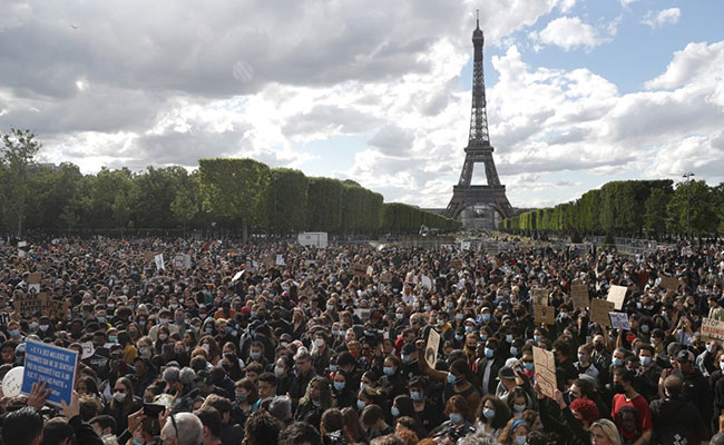 "Burn Down Racism": World Rallies Against George Floyd's Death