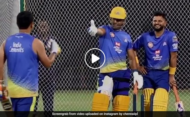 जब Dhoni ने पीयूष चावला को दिया हर गेंद पर मारने का ऑर्डर, देखें फिर क्या हुआ- Video