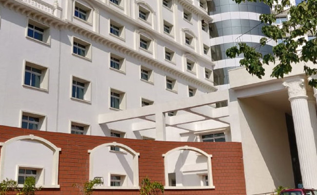 100 Deluxe Rooms As Covid Centres For Karnataka Ministers, MLAs, Officers