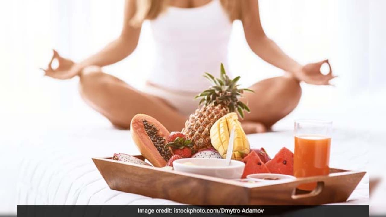 योग करने वालों के लिए जरूरी डाइट गाइड, वरना नहीं मिलेगा पूरा रिजल्ट