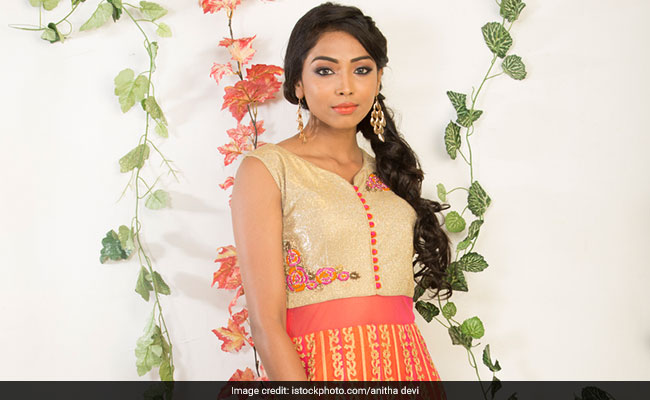 5 Colourful <i>Salwar Kameez</i> Suits You Cannot Go Wrong With