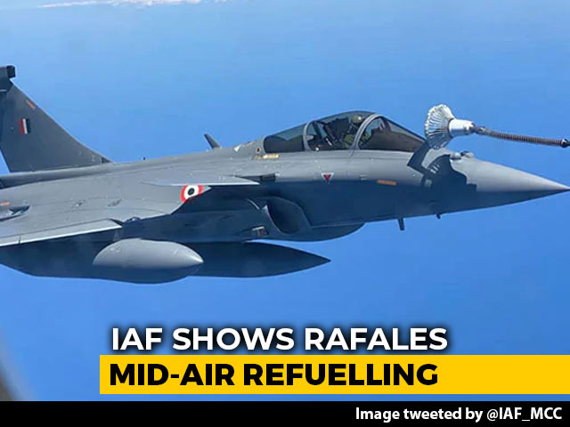 One For The Road: Air Force Shows Rafales Re-Fuelling Mid-Air On Way Home