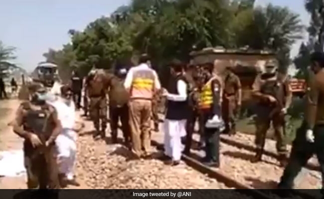 4 Of Family Returning From Condolence Meet Among 21 Killed In Pak Accident