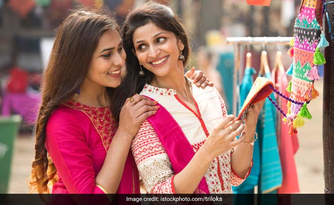 Ethnic Suits For Festivals: Biba, Vaamsi & More For Minimum 40% Off