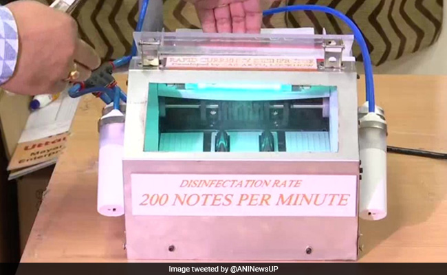 अब्दुल कलाम यूनिवर्सिटी के बच्चों ने बनाई नोट गिनने की अनूठी मशीन, गिनती के साथ-साथ सैनिटाइज़ भी होंगे नोट