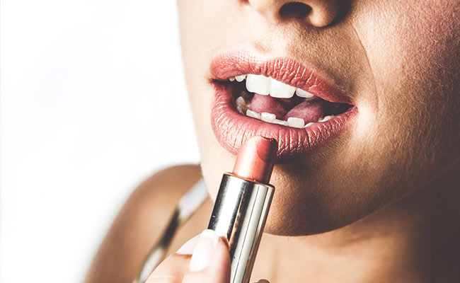 Nude Lipsticks That You Will Love To Wear Everyday