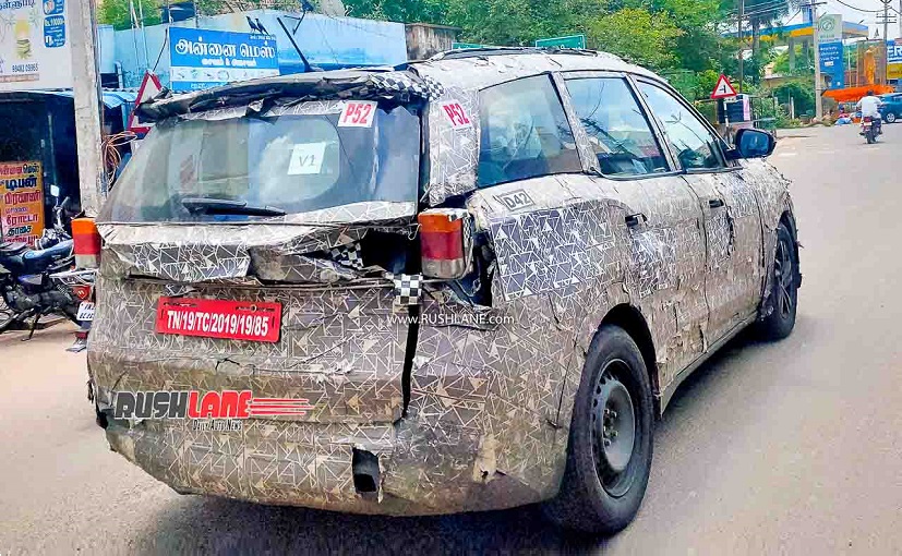 2021 Mahindra XUV500 Again Spied Up-Close In Chennai