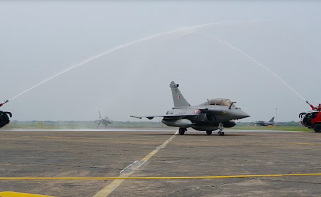 5 Rafales Land In Ambala, Greeted With Special Salute