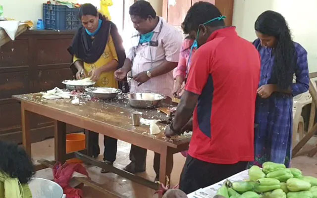 मुंबई में बंद हुए कई कम्यूनिटी किचन, फंड की कमी में कैसे काम करें संस्थाएं?