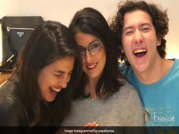 What Priyanka Chopra Posted About Celebrating Mom-In-Law's Birthday In Los Angeles What Priyanka Chopra Posted About Celebrating Mom-In-Law's Birthday In Los Angeles