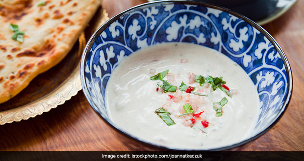 Homeset curd provides you with probiotics that can improve your gut flora