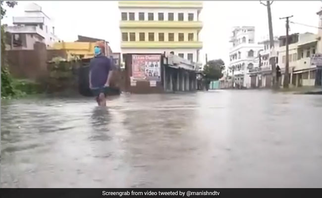 उत्तर बिहार में पिछले 24 घंटे से लगातार बारिश से जनजीवन अस्त-व्यस्त, मुजफ्फरपुर शहर में भरा पानी