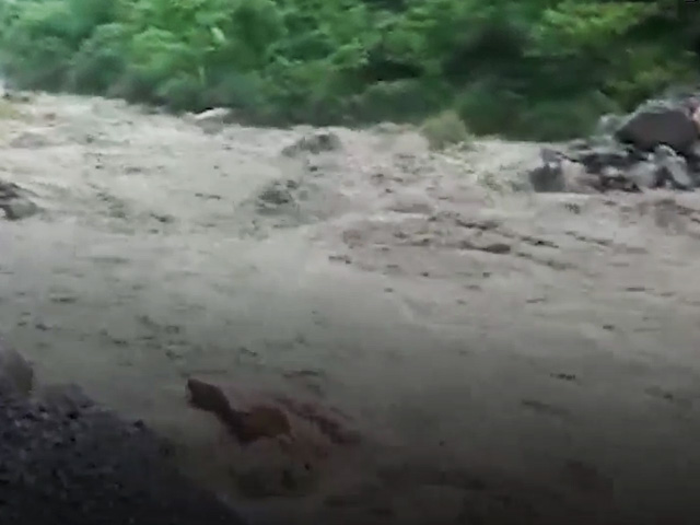 उत्तर भारत के कई राज्यों में बादल फटने और अचानक बाढ़ का संकट, Flood Advisory जारी