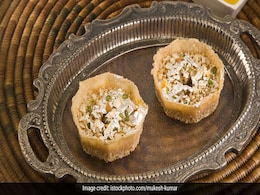 Hariyali Teej 2021: जानिए हरियाली तीज का शुभ मुहूर्त, महत्व और प्रसाद Hariyali Teej 2021: जानिए हरियाली तीज का शुभ मुहूर्त, महत्व और प्रसाद