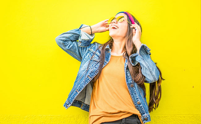 If You Are A Fashionista, Add These Chic Accessories To Your Closet Right Now