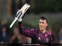 ऐसे 5 विदेशी खिलाड़ी जो IPL 2020 में करेंगे डेब्यू, यह क्रिकेटर एक ओवर में लगा चुका है लगातार 5 छक्के ऐसे 5 विदेशी खिलाड़ी जो IPL 2020 में करेंगे डेब्यू, यह क्रिकेटर एक ओवर में लगा चुका है लगातार 5 छक्के
