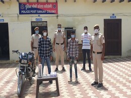 Delhi Cop Rescues Two Transgender Women After Men On Bike Open Fire Delhi Cop Rescues Two Transgender Women After Men On Bike Open Fire