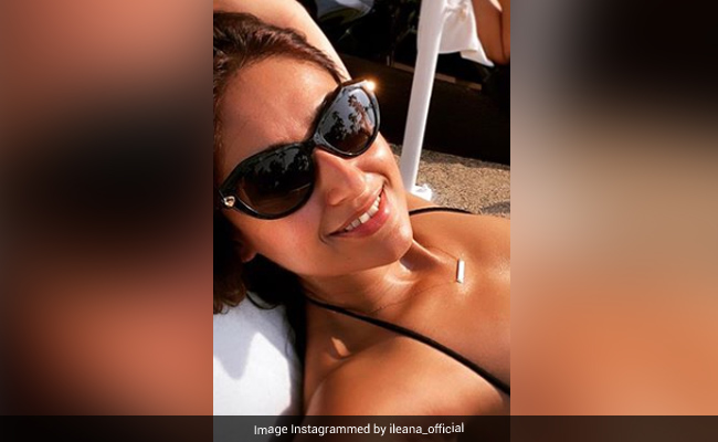 इलियाना डिक्रूज ने किया पुराने दिनों को याद, बिकिनी Photos शेयर बोलीं- जब धूप में खुद को...