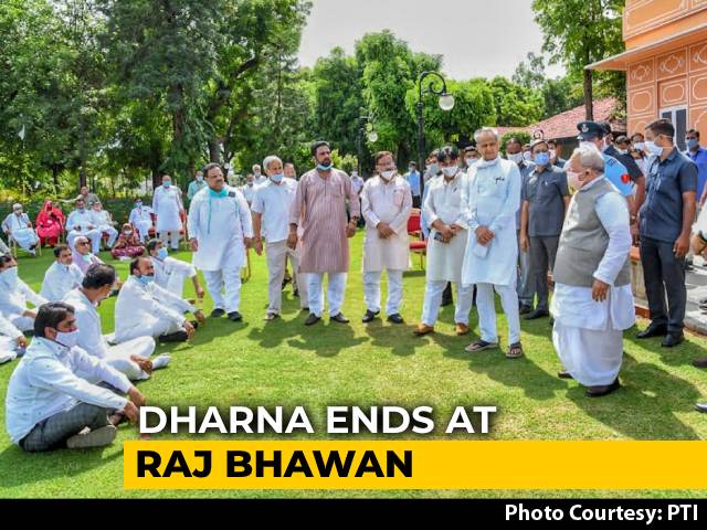 Ashok Gehlot Gives List Of 102 MLAs To Governor, Protests For 4 Hours