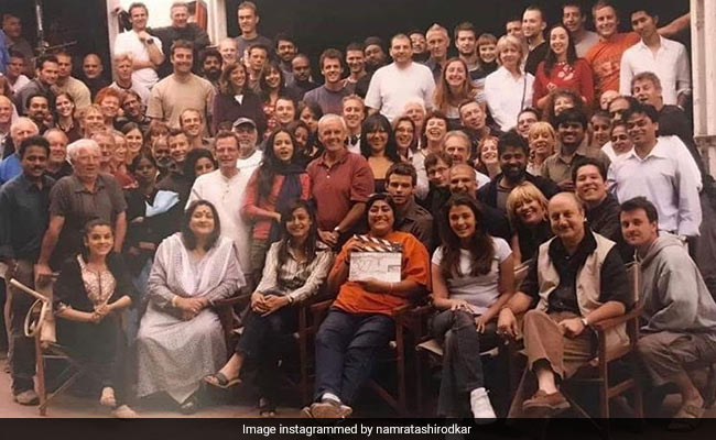 Namrata Shirodkar Posts Pic Of Last Day On <i>Bride And Prejudice</i> Set - Spot Aishwarya Rai Bachchan