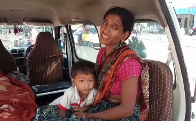 गुना फिर शर्मसार : अस्पताल में पर्ची के लिए पैसे नहीं थे, इलाज नहीं होने पर मरीज ने दम तोड़ा