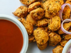 Leftover Moong Dal Pakora