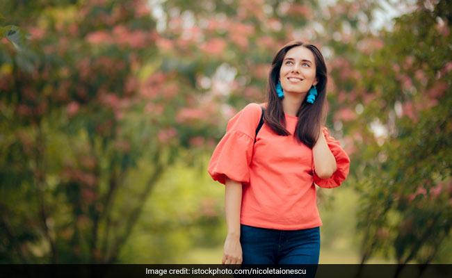 Let Your Sleeves Make A Statement When You Wear These Chic Tops