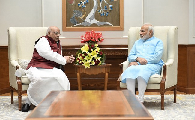 लालजी टंडन के निधन पर राष्ट्रपति, PM मोदी ने जताया शोक, CM योगी समेत कई नेताओं ने दी श्रद्धांजलि
