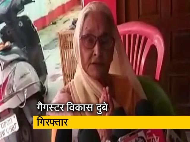 अपराधी विकास दुबे की मां ने कहा, 'सरकार जो उचित समझे वो करे, हमारे कहने से कुछ नहीं होगा'