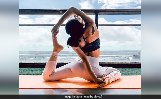 Alaya Furniturewalla "Tried To Become A Pretzel" Because...