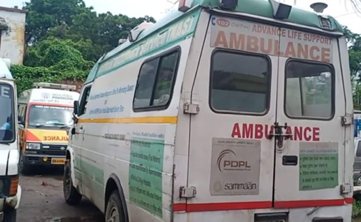 Bihar: Family Refused To Take The Dead Body After The Death Of Corona Positive Person In Katihar - बिहार : COVID-19 पॉज़िटिव शख्स का शव लेने से परिजनों का इंकार, 24 घंटे से एम्बुलेंस में रखा है | India News In Hindi