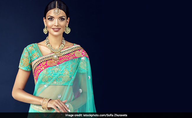 You'll Look For Excuses To Go Ethnic With These Georgette <i>Sarees</i>