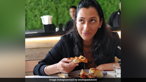 Ranveer Singh And Anisha Padukone Shared Their Love For Pizza On Social Media