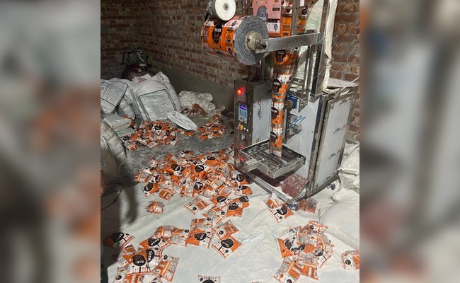 टाटा नमक कंपनी की शिकायत पर दिल्ली पुलिस ने मारा छापा, 3000 किलो नकली नमक बरामद