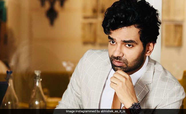 'चार पंद्रह' में IAS अफसर अभिषेक सिंह आए नजर, इंटरव्यू में बताया- मैंने कभी नहीं सोचा था कि मैं एक्टिंग...