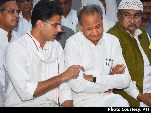 5 प्‍वाइंट न्‍यूज : राजस्‍थान में अशोक गहलोत और सचिन पायलट के बीच थम नहीं रहा वार-पलटवार का दौर, 5 बातें