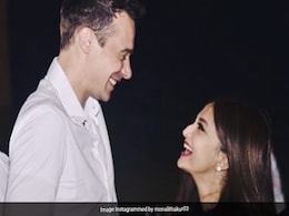 Singer Monali Thakur's Note For Husband Maik Richter Is Pure Couple Goals Singer Monali Thakur's Note For Husband Maik Richter Is Pure Couple Goals