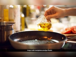 क्या होगा अगर आप अपनी खाने से तेल बिल्कुल हटा देंगे तो? जानिए शरीर पर होगा कैसा असर क्या होगा अगर आप अपनी खाने से तेल बिल्कुल हटा देंगे तो? जानिए शरीर पर होगा कैसा असर