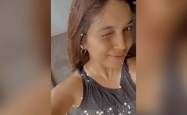 Bhumi Pednekar's Work-Out Routine Summed Up In A Few Seconds. Care To Try?