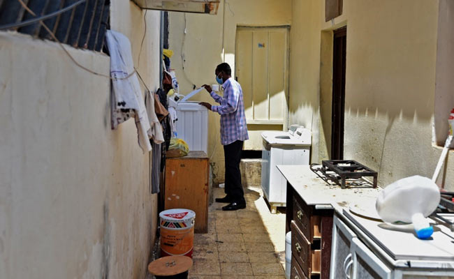 Trapped Illegal Workers In Saudi See Pandemic As Only Escape Route